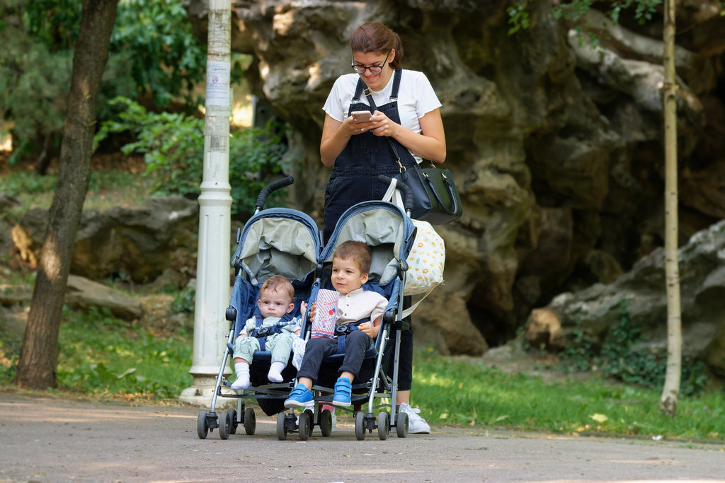 The Ultimate Guide to Choosing the Right Buggy for Your Baby's Age