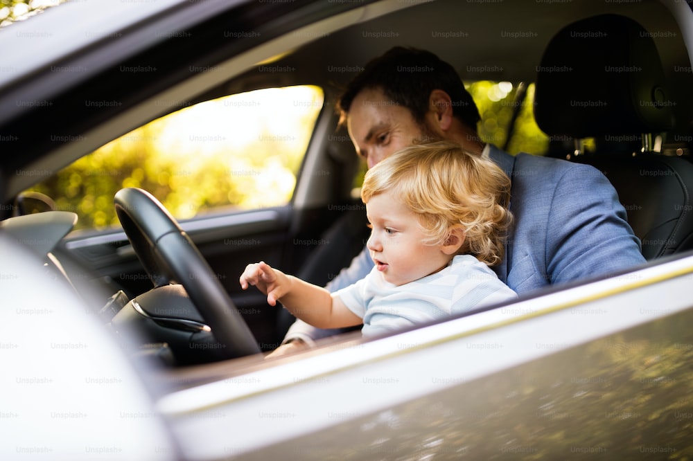 Entertaining a 1-Year-Old on a Road Trip: Tips and Ideas